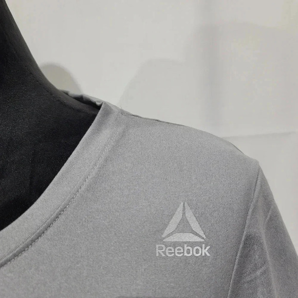 Reebok NEW Women's Scoop Neck Dri Gray Heather Excell Athletic Top M - Picture 10 of 11